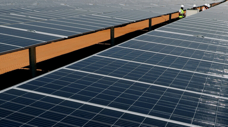 مصر تلغي مشروعا للطاقة الشمسية في أسوان